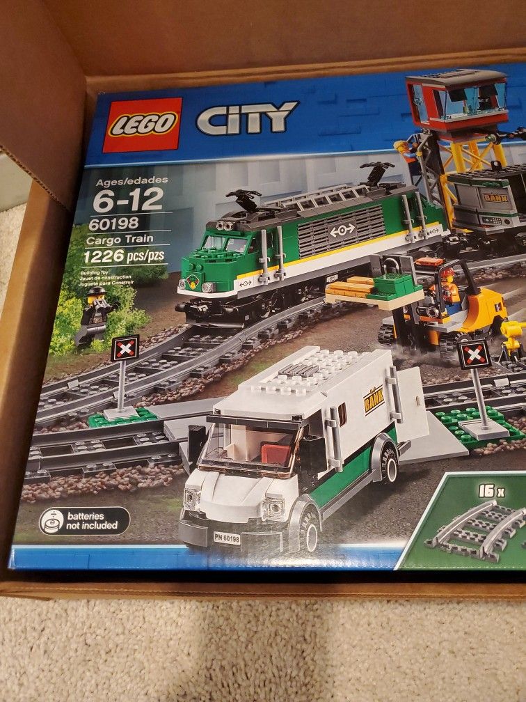 Lego City Cargo Train 60198 NEW