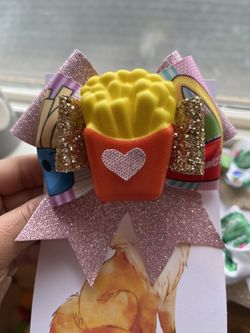 Mcdonalds inspired bow 4”