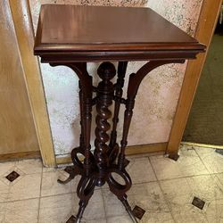 Vintage Ornate Accent Table With Brass Legs