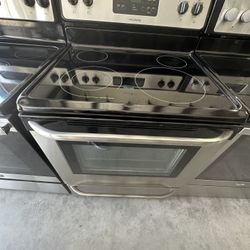 Frigidaire Electric Stove 