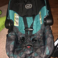 Evenflo Infant -10 Months Car seat With Base