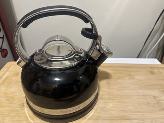 Kitchen Aid 8 Cup Onyx Black- Stove Top Tea Kettle 