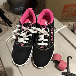 Heeley’s (Youth Size 6)
