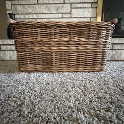 Store Couch pillows And Throw Blankets In This Great Wicker Basket