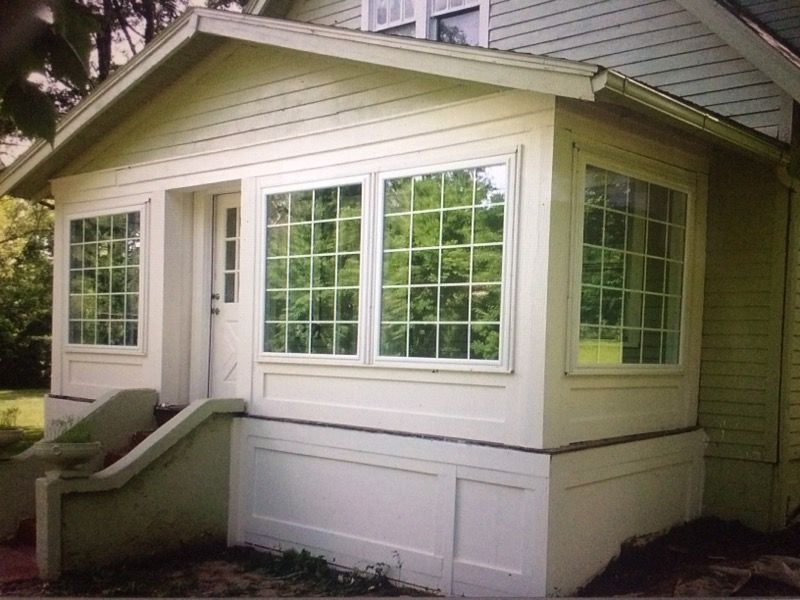 House for sale. Beautiful. Updated remodels. Hardwood oak floors. Three bedroom two full bath. Very large home. 1 acre