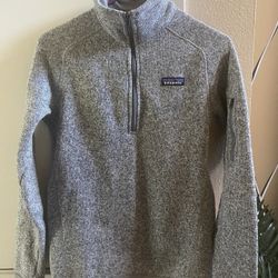 Patagonia Women’s Better Sweater 1/4 Zip Fleece.  Size S