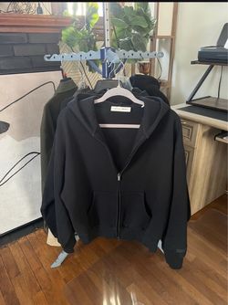 Essentials zip up