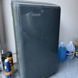 LG MODEL NO LP1213GXR - 12000 BTU Air Conditioner