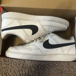 Men’s Nike Court Vision Lo 11