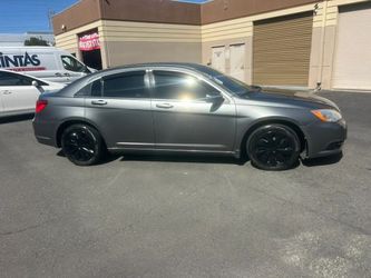 2013 Chrysler 200