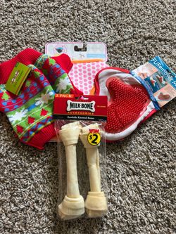 Dog Bundle (Sweater, Harness, Fur Brush Glove, Rawhides)
