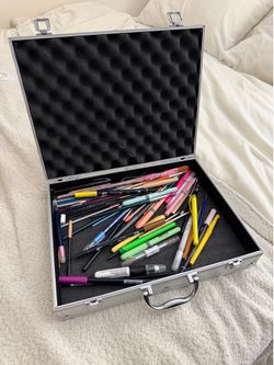 Aluminum case w foam