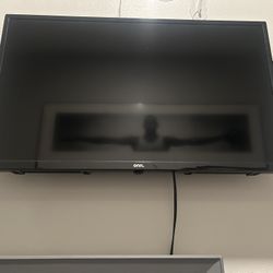 32 Inch Onn Tv “Excellent Condition”