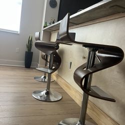 Bar Stools 