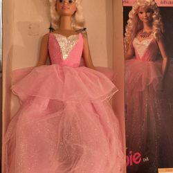 1992 my size barbie 3ft tall - nib