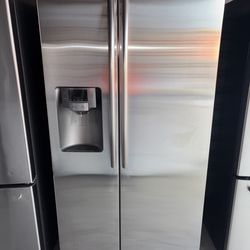 Samsung Stainless Steel Refrigerator And Freezer