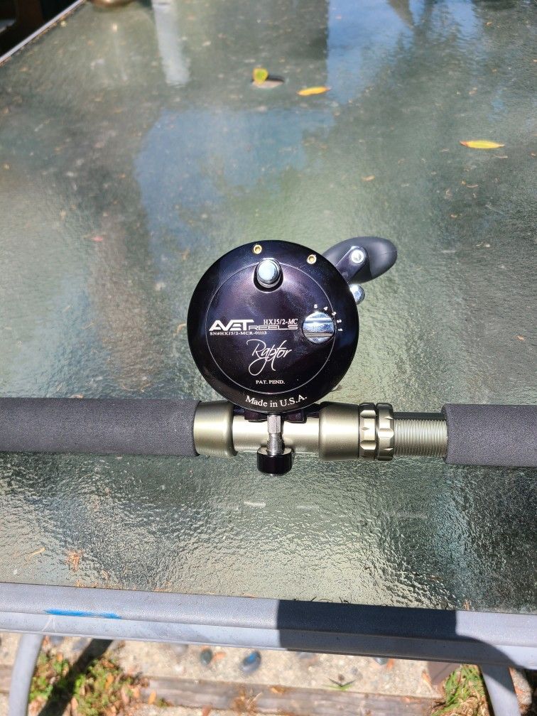 Avet HXJ 5/2 MC Rapture Like New Fishing Reel