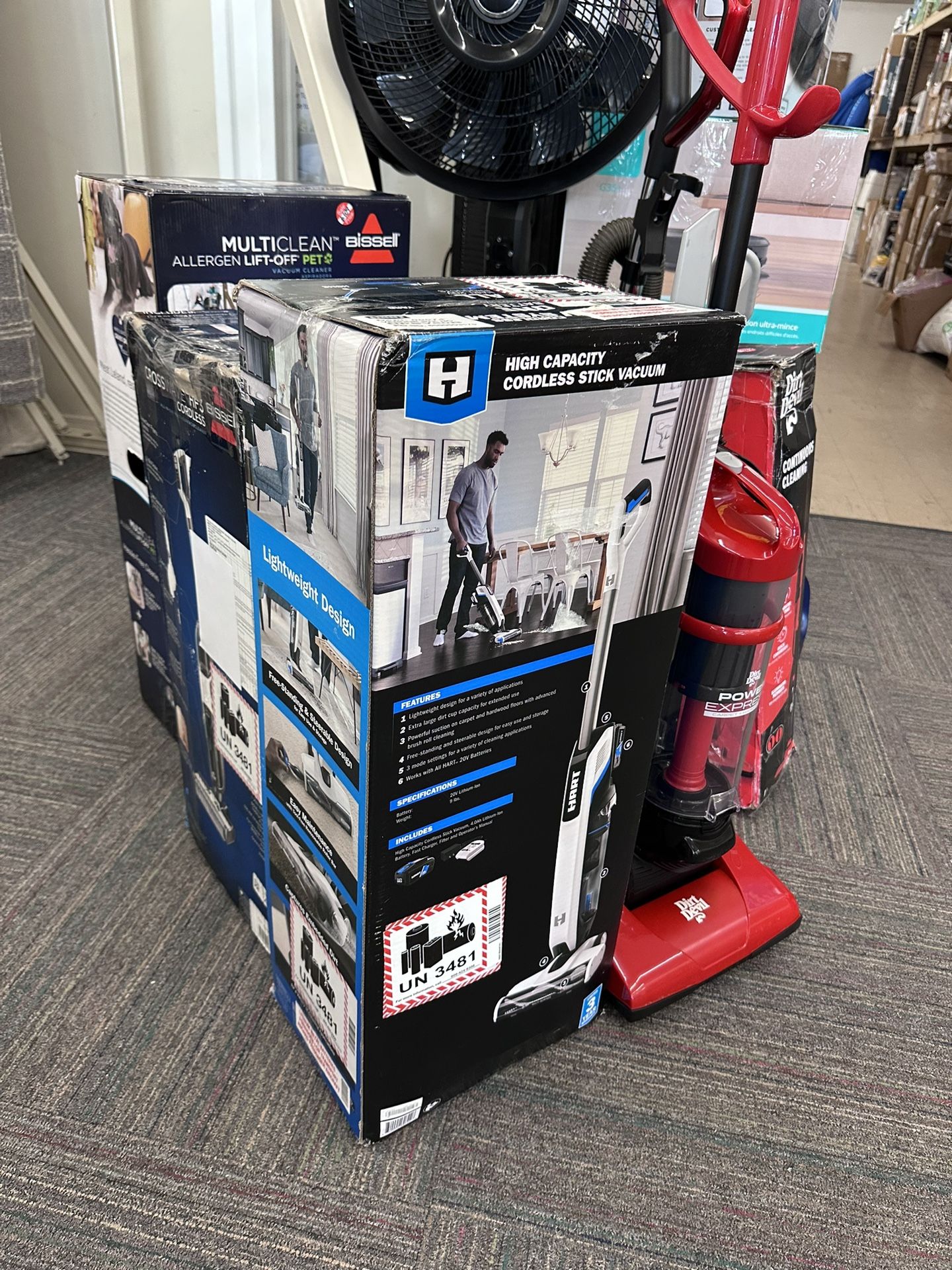 HART 20-Volt High Capacity Cordless Stick Vacuum Kit (1) 20-Volt 4.0AH Lithium-Ion Battery