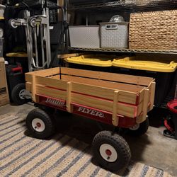 Radio Flyer ATW Traveler Wagon