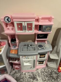 Play Kitchen