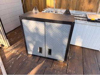 Gladiator storage cabinet