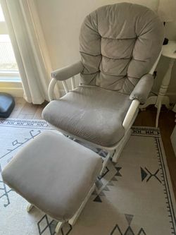 Glider Rocking Chair with Ottoman