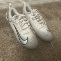 white nike cleats need gone
