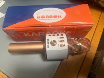 Bonaok Wireless Karaoke Microphone