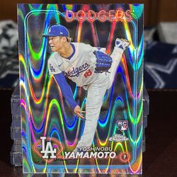 2024 Topps Chrome Yoshinobu Yamamoto Rookie Ray Wave Refractor