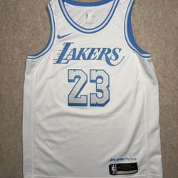 Nike Los Angeles Lakers LeBron James Swingman #23 Lore Series White Jersey LG 48