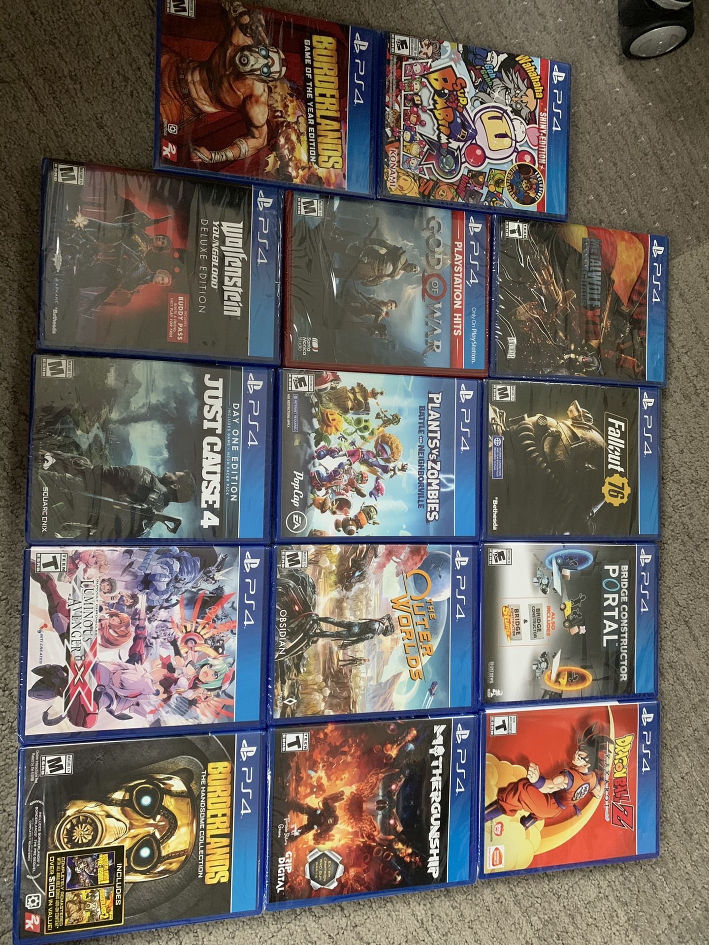 Brand new sealed 15 games bundle for PS4
