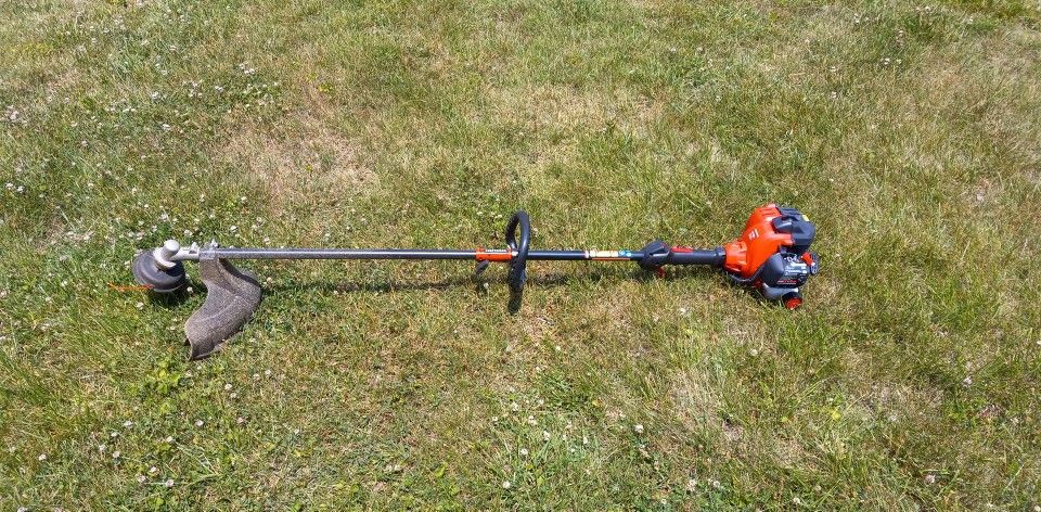 Craftsman 27cc Gas Powered Weed Trimmer