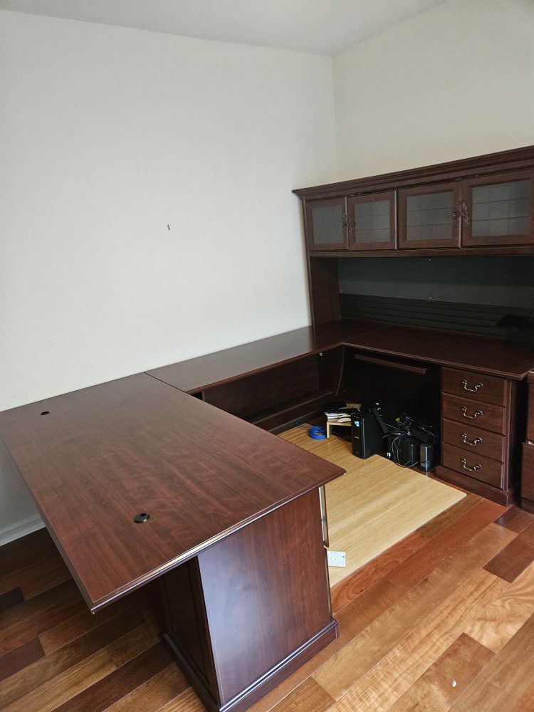 5 Piece Office Desk Set