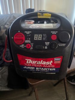 Duralast 700 Peak Amp Jump Starter with Inflator