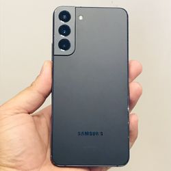 Samsung Galaxy S22+ 5G 128GB Unlocked 