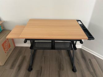Desk (art)
