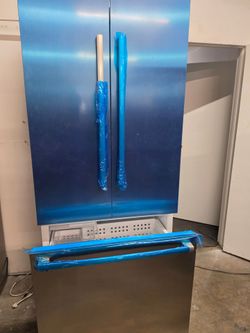 Benchmark built-in refrigerator 36-inch Luxury Bosch 36" Built-In French Door Refrigerator - Brand New!
🔥 ⭐️ Don't miss this chance to own a luxury B