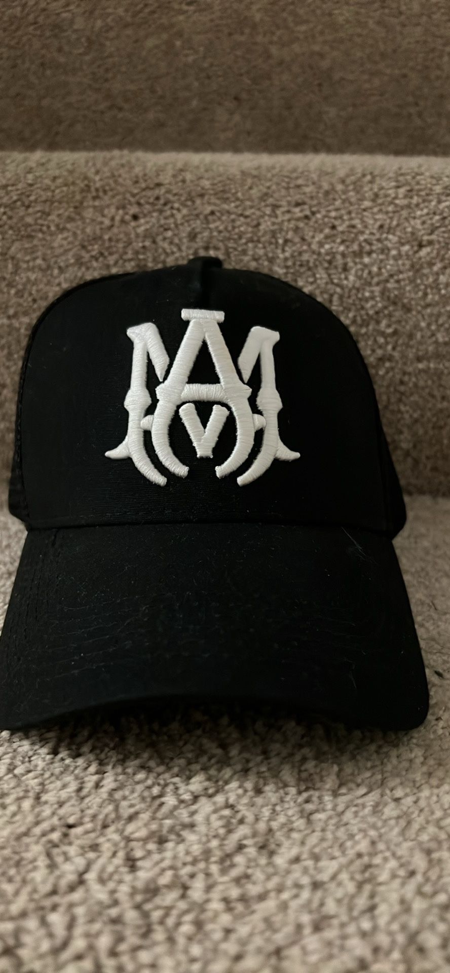 Amiri Hat