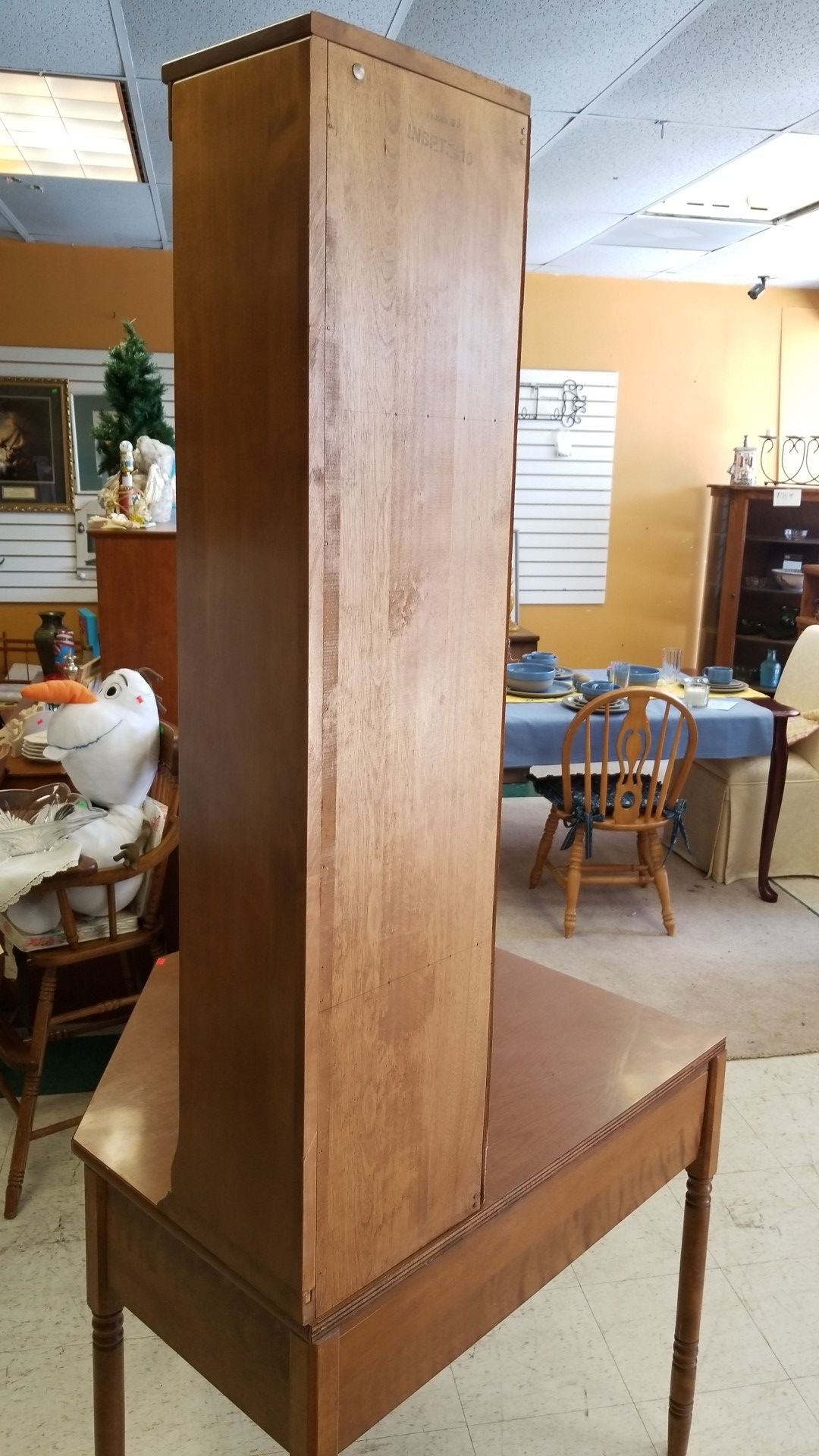 Ethan Allen corner desk with hutch. for Sale in Snellville, GA OfferUp