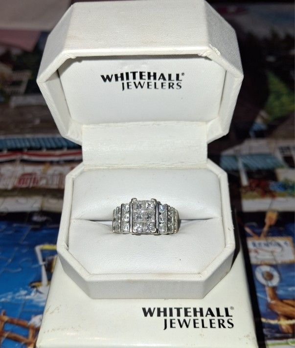 BEAUTIFUL 3ct DIAMOND RING