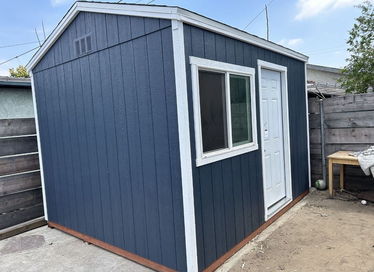 Shed 10x12x10