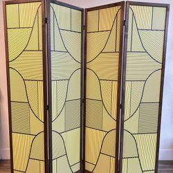 Foldable Room Divider / Privacy Screen