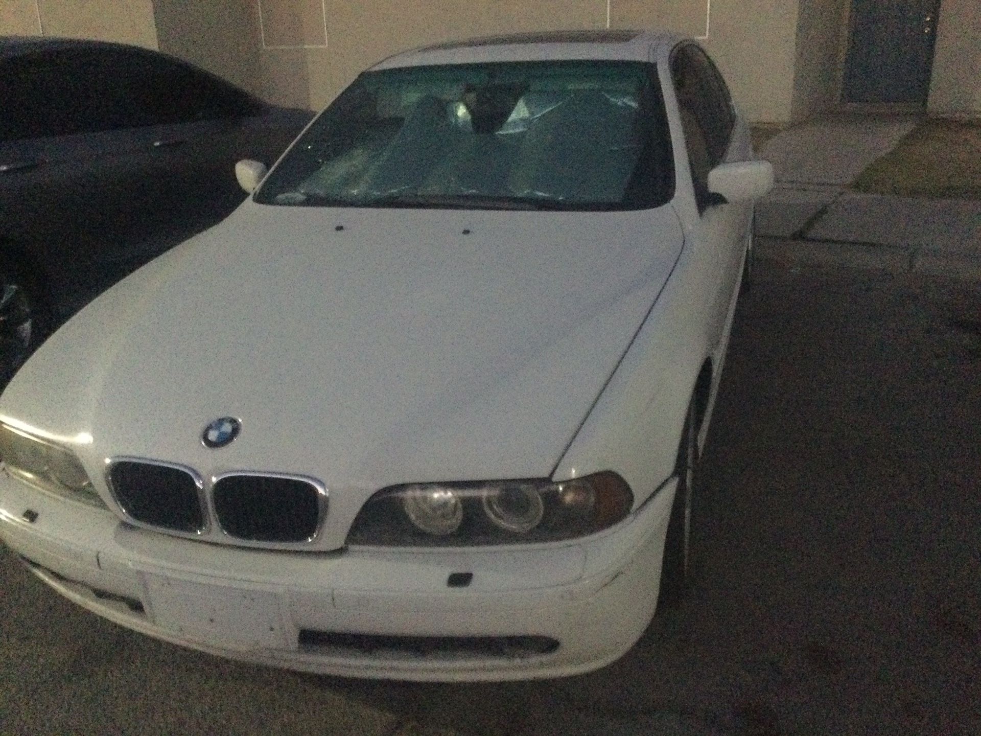 2002 BMW 525i