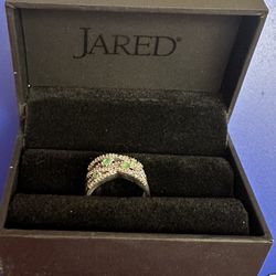 Beautiful Emerald Diamond Ring Size 7 From Jared’s 