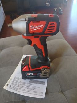 18v Milwaukee lmpact Wrench 3/8 lnch And battery 6ah