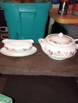 Creative regency rose fine china 2 piece set
