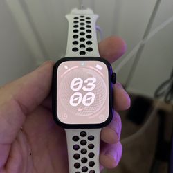 Apple Watch Series 7 Cellular & GPS 45mm Black With Nike Band