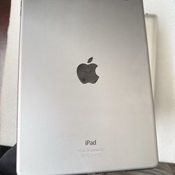 2 old iPads,cellular +wifi. Still good
