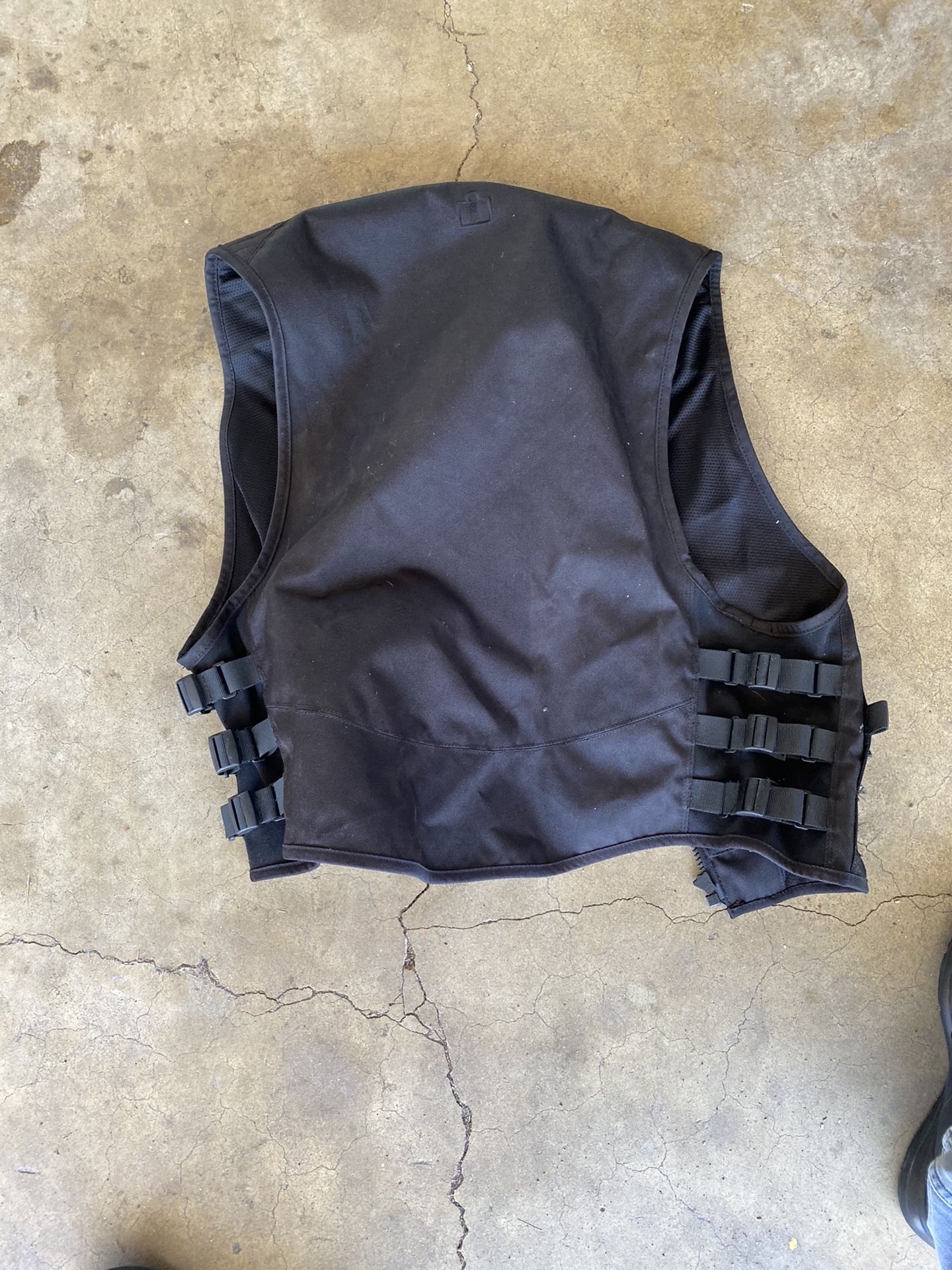 Riding vest