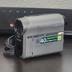 Sony DCR-HC52 Handycam MiniDV Camcorder with 40x Optical Zoom